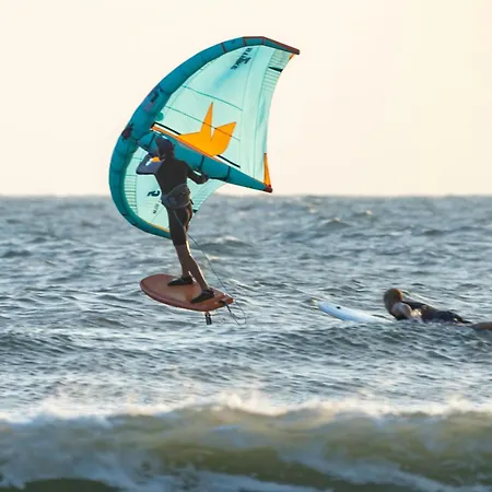 アパート Oceanview Baltyk -bezplatny Parking グディニャ